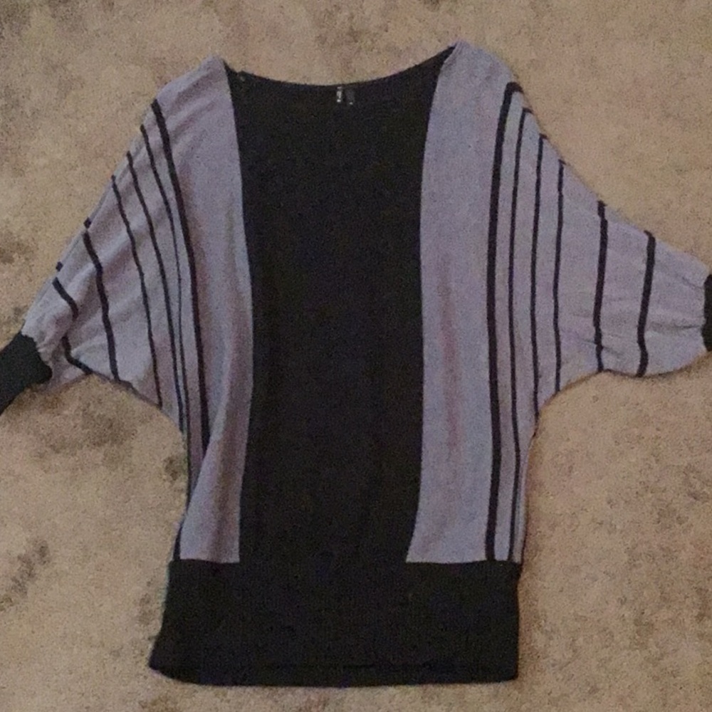 Black/Gray sweater